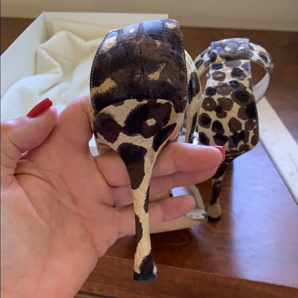 Beautiful Manolo Blahnik leopard sandals - Picture 8 of 8